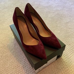 Banana Republic Madison Pump